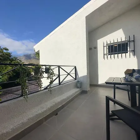 Modern 1b - Torviscas Daire Costa Adeje